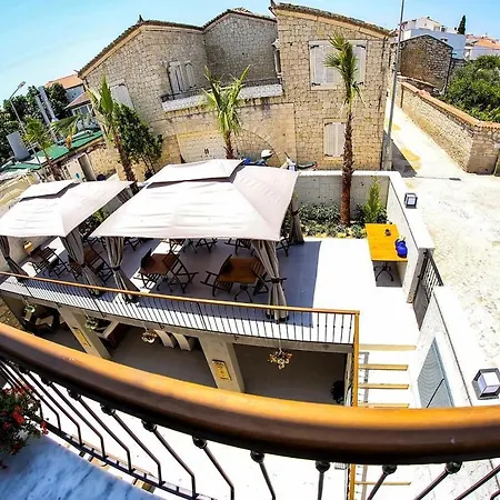Otel Calıa Alaçati Köyıçı