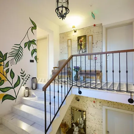 Otel Calıa Alaçati Köyıçı *