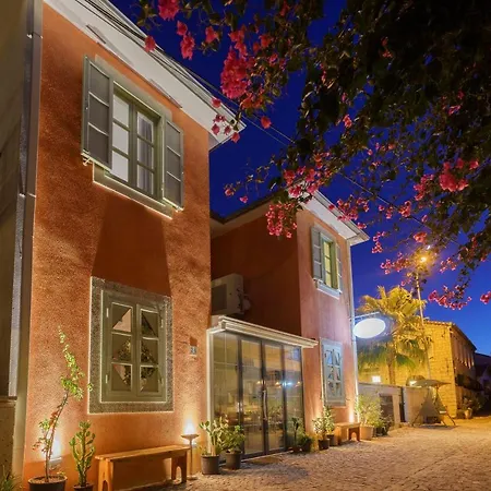 Calia Alacati Koyici Cesme